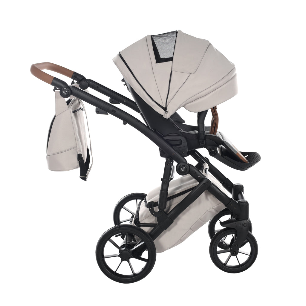 Carro de Bebe Junama Space Beig 02